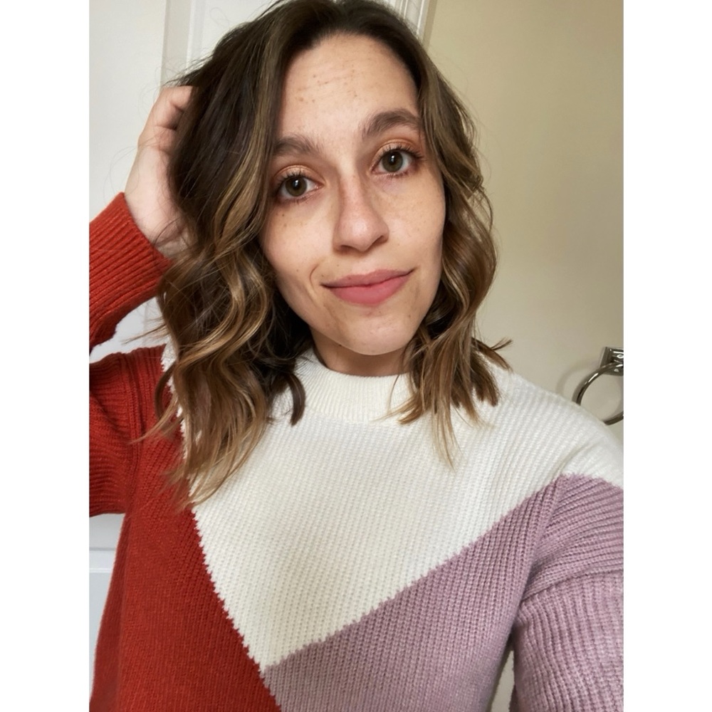 Meet your Posher, Danielle